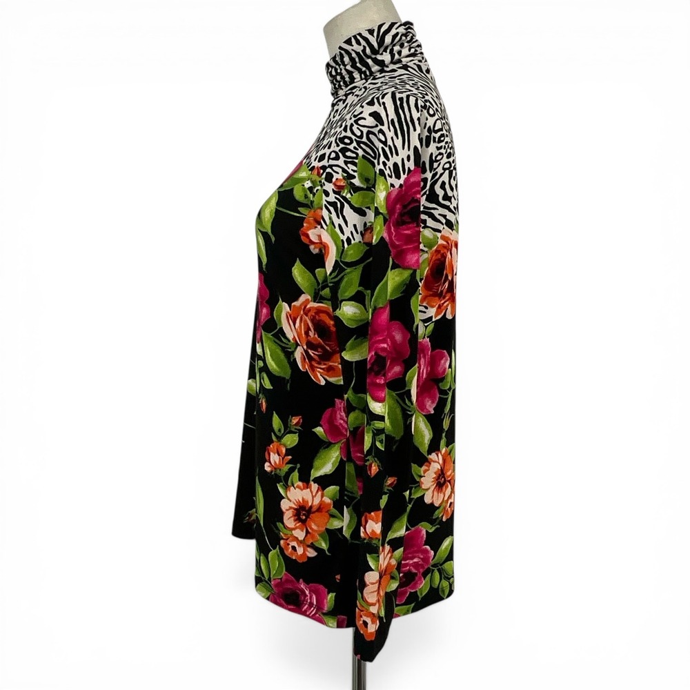 Susan Graver Liquid Knit Turtleneck Top XXS Colorful Animal Floral Print Black - Picture 3 of 10